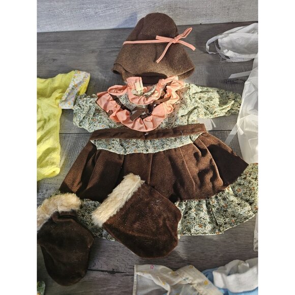 CPK + Lot Baby Girls Dresses Outfits Vtg 1990s Reborn Dolls - Picture 4 of 12
